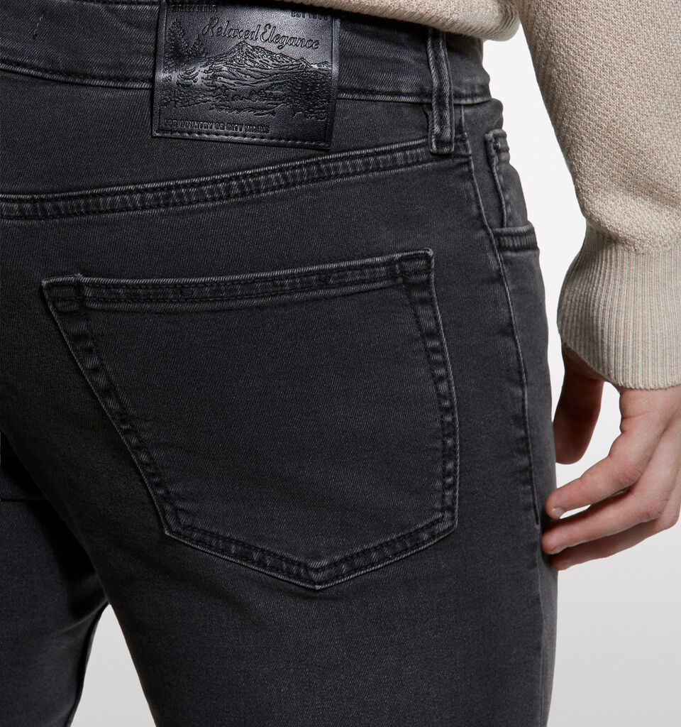 Jean Style 73 skinny noir - jeans coupe skinny pour homme - Noir | Sisley image number 4